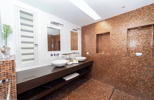 Lurin Villa | Relax at Villa Wastra with Pool, Spa & Family Amenities