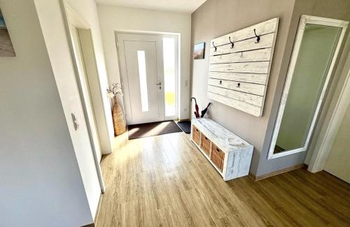 Trent House | Family-Friendly Villa Weißer Schwan with Kitchen Amenities