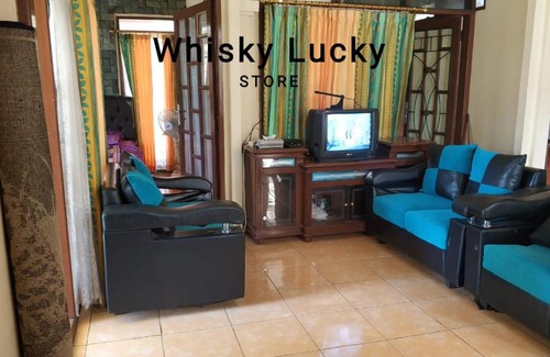 Cipanas Villa | Enjoy Family-Friendly Comfort at Villa WhiskyLucky411