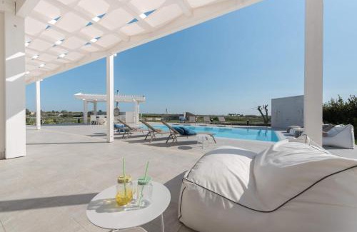 Modica Villa | Discover Villa White: A Family-Friendly 4-Star Retreat