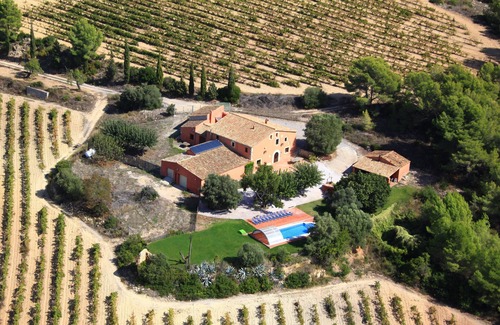 Castellet i la Gornal Cottage | Idyllic Villa with Pool & Garden Near Sitges and Barcelona