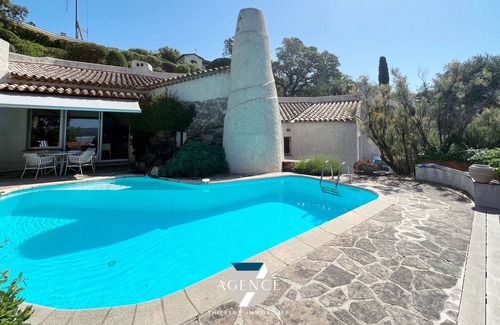 Les Issambres Villa | Villa with Breathtaking Sea View Near the Village