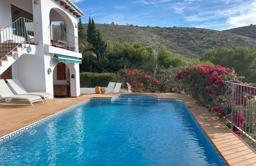 El Portet Villa | Villa with 7 rooms/14beds with a fantastic seaview & heated pool in El Portet