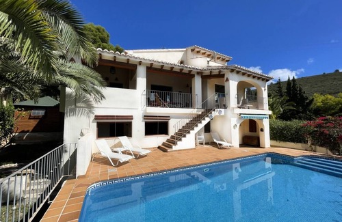 El Portet Villa | Villa with 7 rooms/14beds with a fantastic seaview & heated pool in El Portet