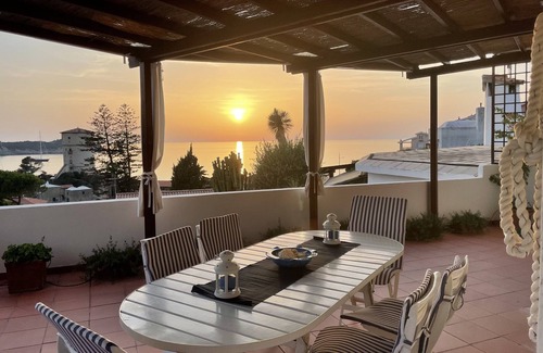 Giglio Campese Villa | Villa with Breathtaking Ocean Views in Giglio Campese