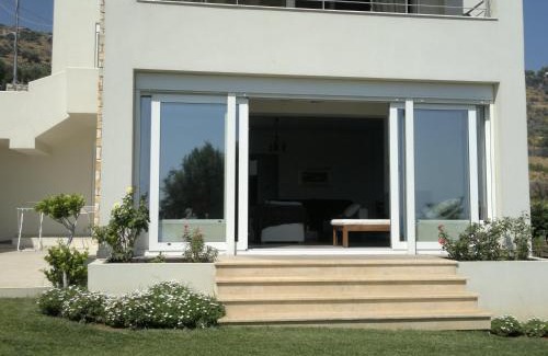 Kymi-Aliveri Apartment | Stunning Villa with Breathtaking Aegean Views - 4 Star Stay