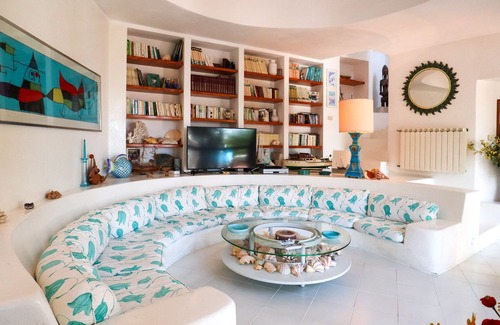 Ponza Villa | VILLA WITH BEAUTIFUL HARBOR VIEW