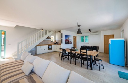 Gondolici Villa | Villa with Breathtaking Oceanfront Views, Rated 9.6/10