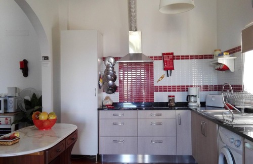 Algoz Villa | Elegant Villa with Private Pool and Spa Amenities