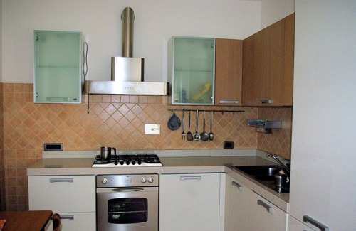 Lake Bracciano Villa | Pet-Friendly Villa with Garden Near Lake Bracciano