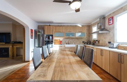 Campanet House | Villa with garden, pool and views, remote-working
