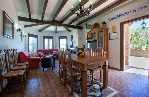 Iznate Villa | Idyllic Villa with Pool, Garden & Ocean Views - Rated 9.8/10