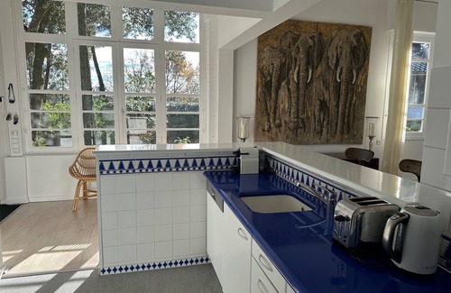 Pyla-sur-Mer House | Elegant Villa with Heated Pool Just Steps from the Dune