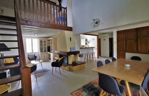 Grillon House | Relaxing Villa with Heated Pool and Ocean View Oasis