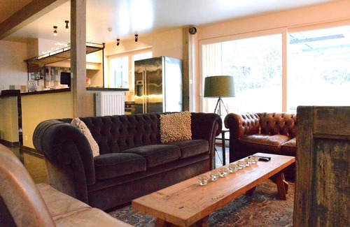 Gembes House | Relaxing Villa with Hot Tub in a Peaceful Setting