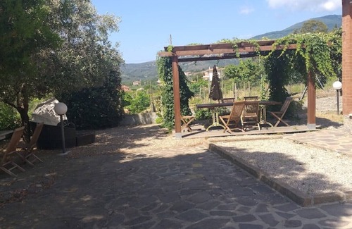 Bonalaccia-Filetto House | Relaxing Villa with Garden in Marina di Campo