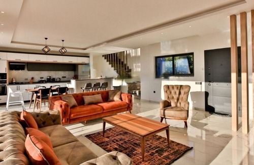 Uzumlu Apartment | Villa with Jacuzzi, Hammam, Sauna and Pool in Kas