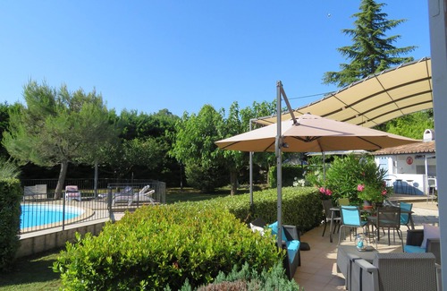 Entrechaux Villa | Villa Retreat with Heated Pool & Garden Near Vaison