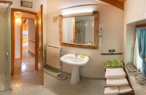 Cogolo Apartment | Charming Villa with Garden in Stelvio National Park