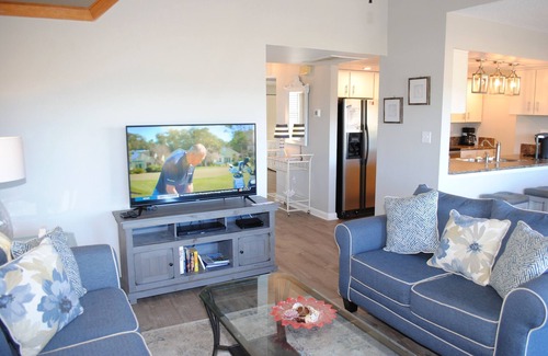 Litchfield by the Sea Condo | Seaside Villa with Pool Access in Litchfield By the Sea