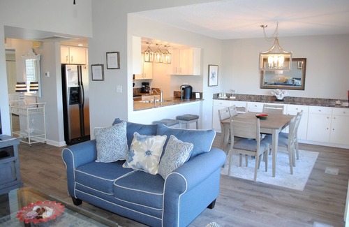 Litchfield by the Sea Condo | Seaside Villa with Pool Access in Litchfield By the Sea