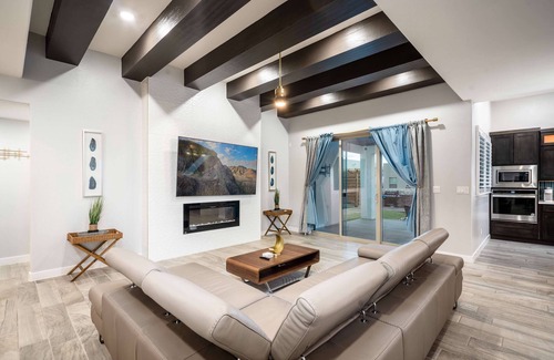 Chamberino Villa | Inviting Villa with Master Suite Near Shopping and Amenities