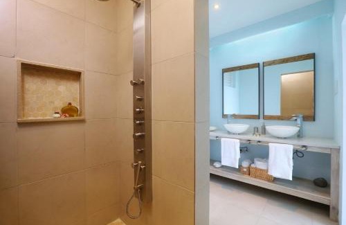 Bois d'Orange Apartment | Ocean View Villa with Infinity Pool Perfect for Families