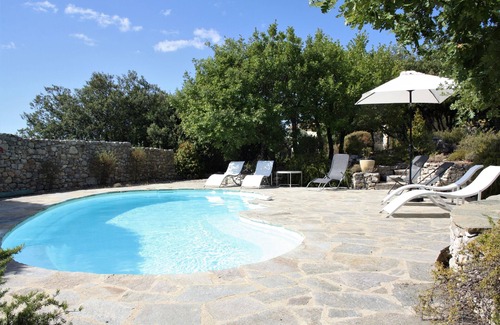 Mollans-sur-Ouveze Villa | Beautiful Villa with Pool and Mont Ventoux Views