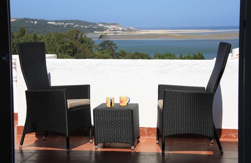 Caldas da Rainha Villa | Villa with Oceanfront Views and Private Pool Near Obidos