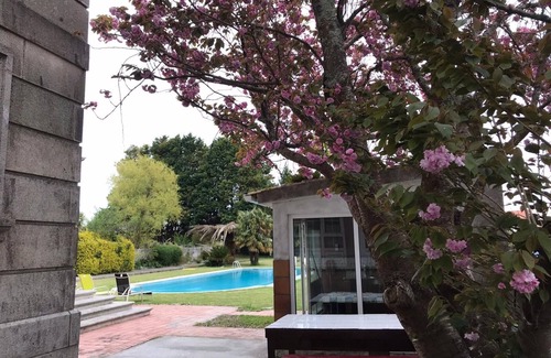Vilanova House | Villa with pool in peaceful area
