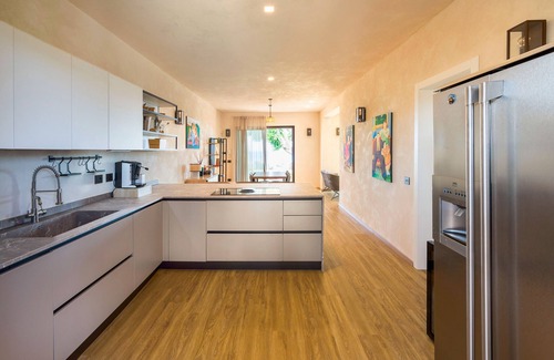 Marina di Modica Villa | Seaside Villa with Pool in Marina di Modica Awaits You