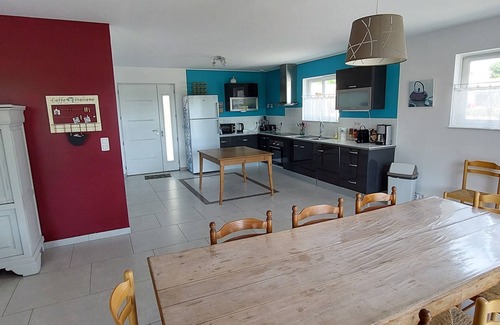 Joyeuse Villa | Relaxing Villa with Pool and Ocean View for 10 Guests