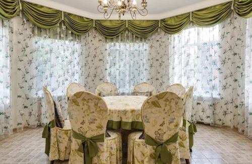 Hlibivka Villa | Relaxing Villa with Private Pool and Ocean View Retreat
