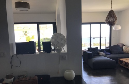 Saint-Denis House | Villa with Pool and Breathtaking Panoramic Views
