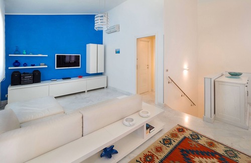 Custonaci Villa | Inviting Villa with Pool and Ocean Views in Trapani