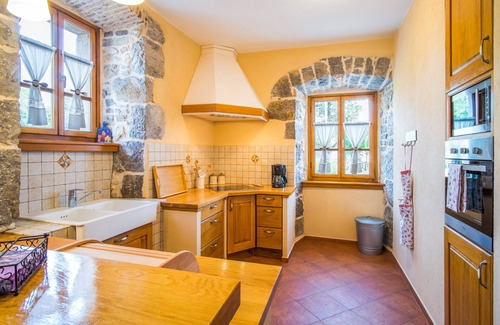 Skrbcici Villa | Serene Villa with Pool, Garden & Ocean View - 10/10 Rating