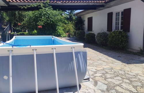 Apecchio Villa | VILLA WITH POOL FOR 14 PEOPLE COMPLETELY FENCED IDEAL FOR VISITING