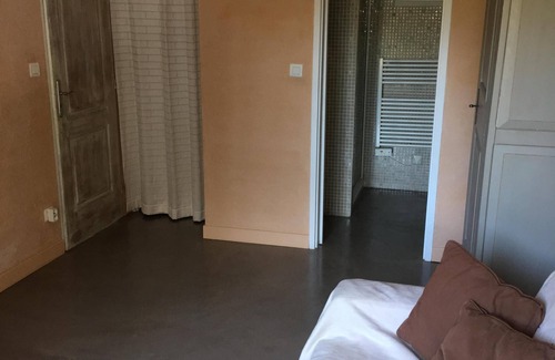 Aix-en-Provence House | Relaxing Villa with Pool in Beautiful Aix-en-Provence