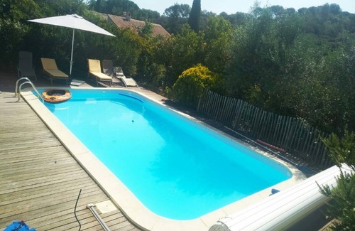 Castelnau-le-Lez Villa | Idyllic Villa with Pool and Scenic Park Views