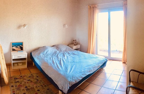 Le Canon House | Relaxing Villa with Pool, Sleeps 9 Near Pond and Ocean