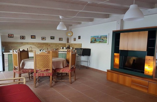 Ognina Villa | Idyllic Villa Retreat with Pool, Steps from the Ocean