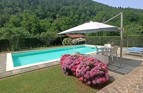 Camaiore Villa | Idyllic Villa with Pool and Ocean View in Camaiore