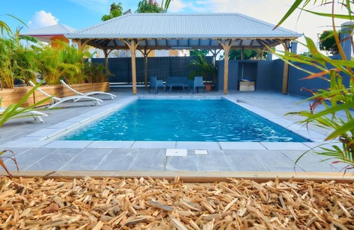 Marie-Galante Villa | Idyllic Villa with Pool and Ocean View in Marie-Galante