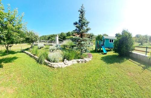 Krusvar Villa | Pet-Friendly Villa with Pool and Ocean Views near Split