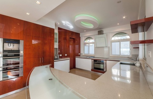 Herzliya Pituach House | Poolside Villa Steps from the Beach - Ideal for Families