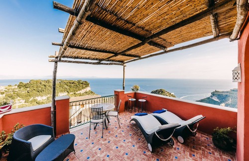 Pogerola Villa | Elegant Villa with Pool on the Amalfi Coast - Rated 10/10