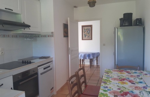 Plage de la Garonnette Villa | Beautiful Villa with Pool Near Sandy Beach in Sainte-Maxime