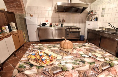 Cortona Villa | Charming Villa with Pool, Steps from Fratta Village