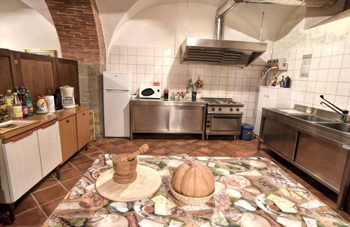 Cortona Villa | Charming Villa with Pool, Steps from Fratta Village