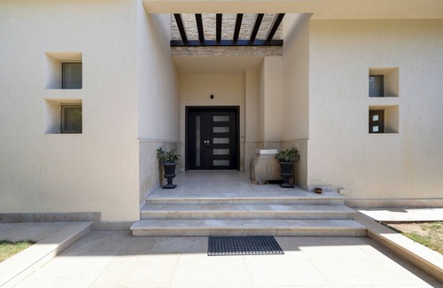 Sheikh Zayed City Villa | Elegant Villa with Private Pool in Beverly Hills